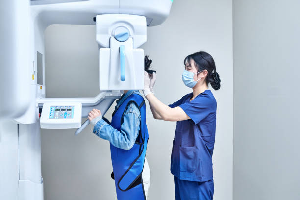 Best Emergency Tooth Extraction in Angels, CA